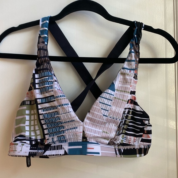 Victoria's Secret Other - Victoria Multicolor Sport Bra Large